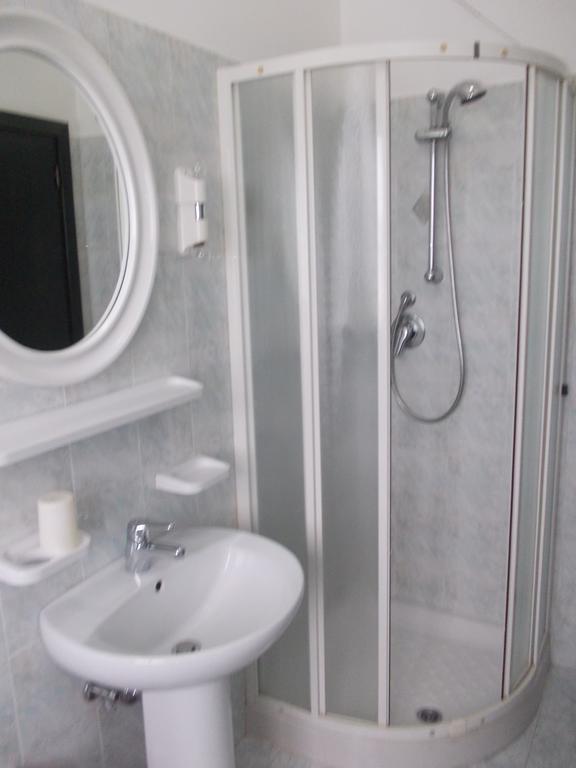 Scacco Rosso Hotel Sant'Egidio alla Vibrata Room photo